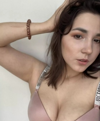 Танюшенька, 19 лет, 3 размер груди